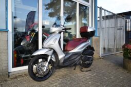 
										Piaggio Beverly 350i ABS vol									