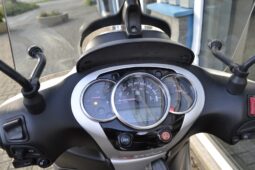 
										Piaggio Beverly 350i ABS vol									