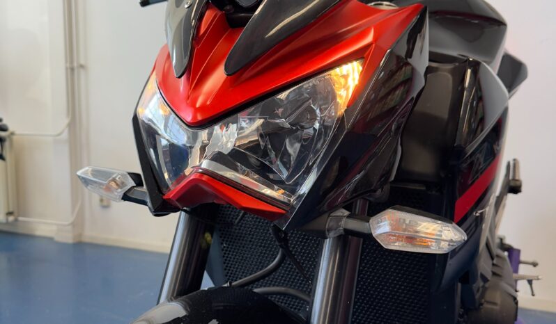 
								Kawasaki Z800 2016 vol									