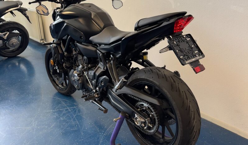 
								Yamaha MT07 2022 vol									