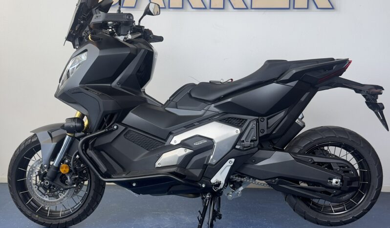 
								Honda X-ADV 750 Black Edition 2024 vol									
