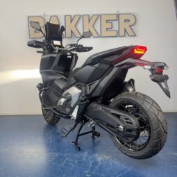 
										Honda X-ADV 750 Black Edition 2024 vol									