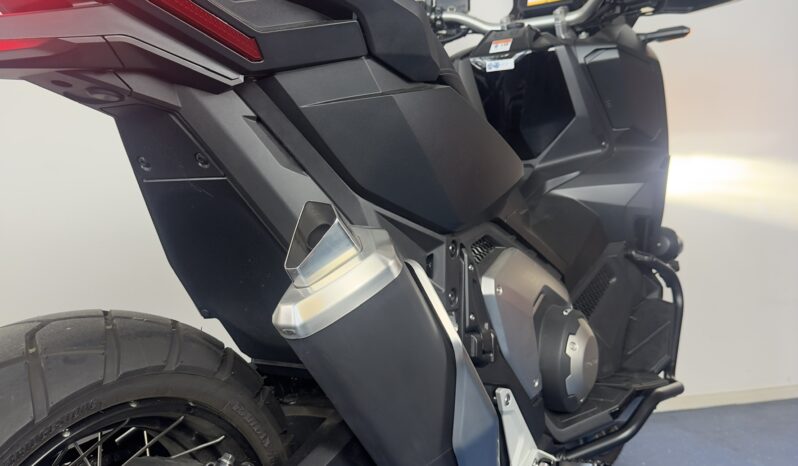 
								Honda X-ADV 750 Black Edition 2024 vol									